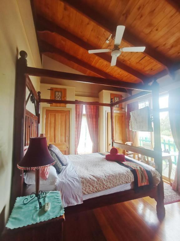 The Goat And Goose Bed & Breakfast Лейкс-Энтранс Номер фото