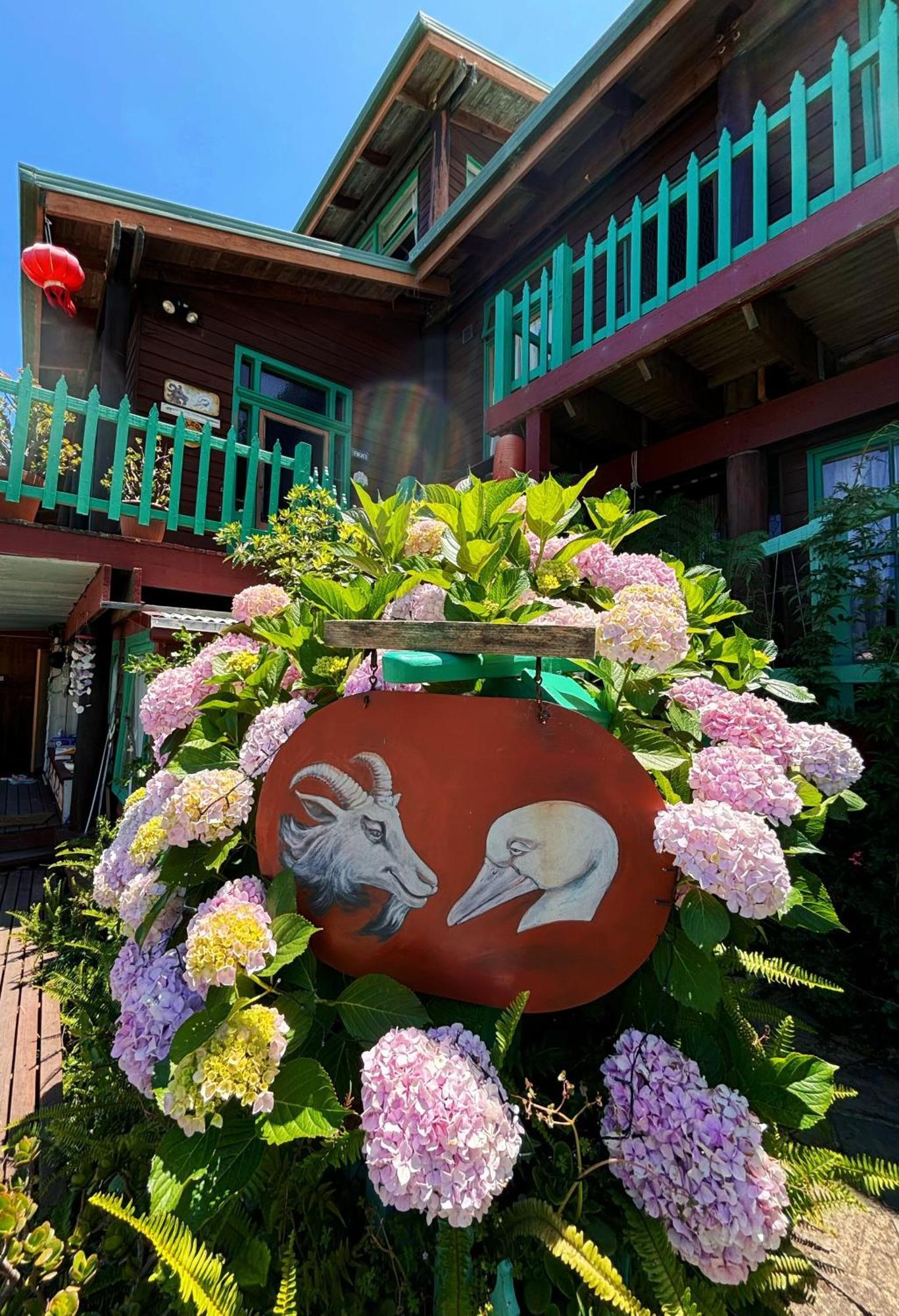 The Goat And Goose Bed & Breakfast Лейкс-Энтранс Экстерьер фото