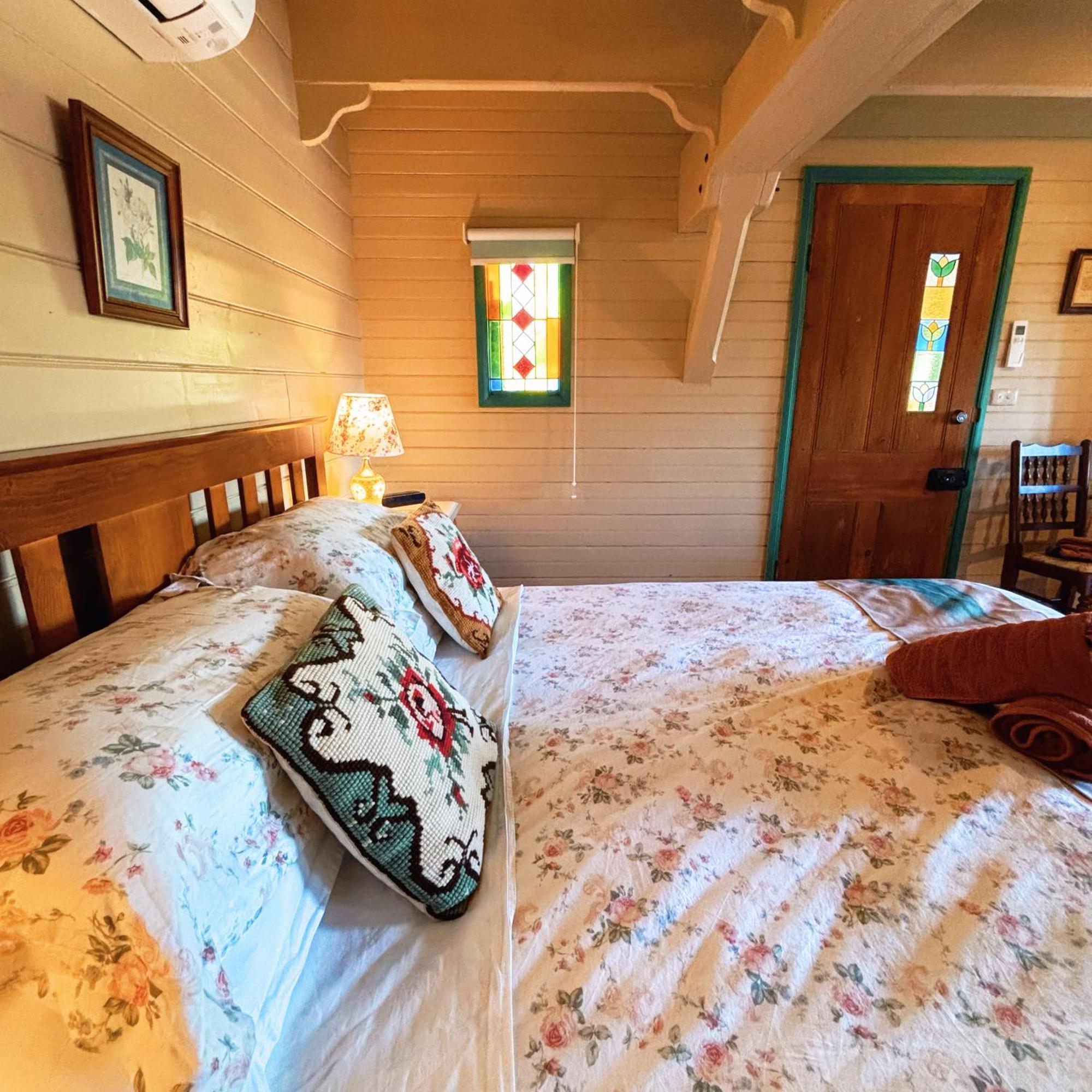 The Goat And Goose Bed & Breakfast Лейкс-Энтранс Экстерьер фото